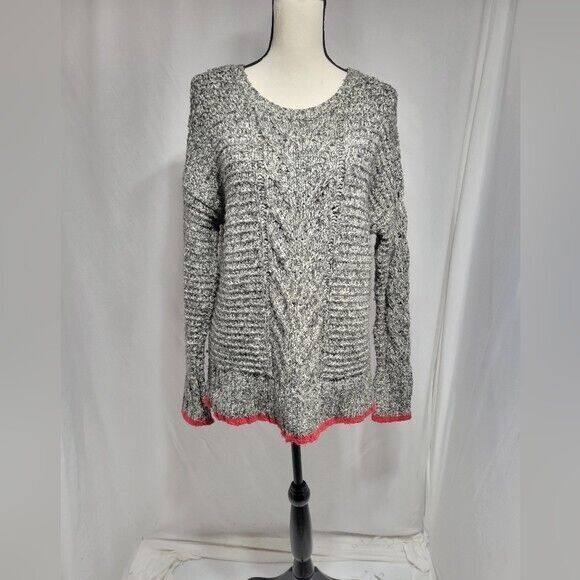 American Eagle Outfitters grey with red trim, size M - Picture 1 of 6